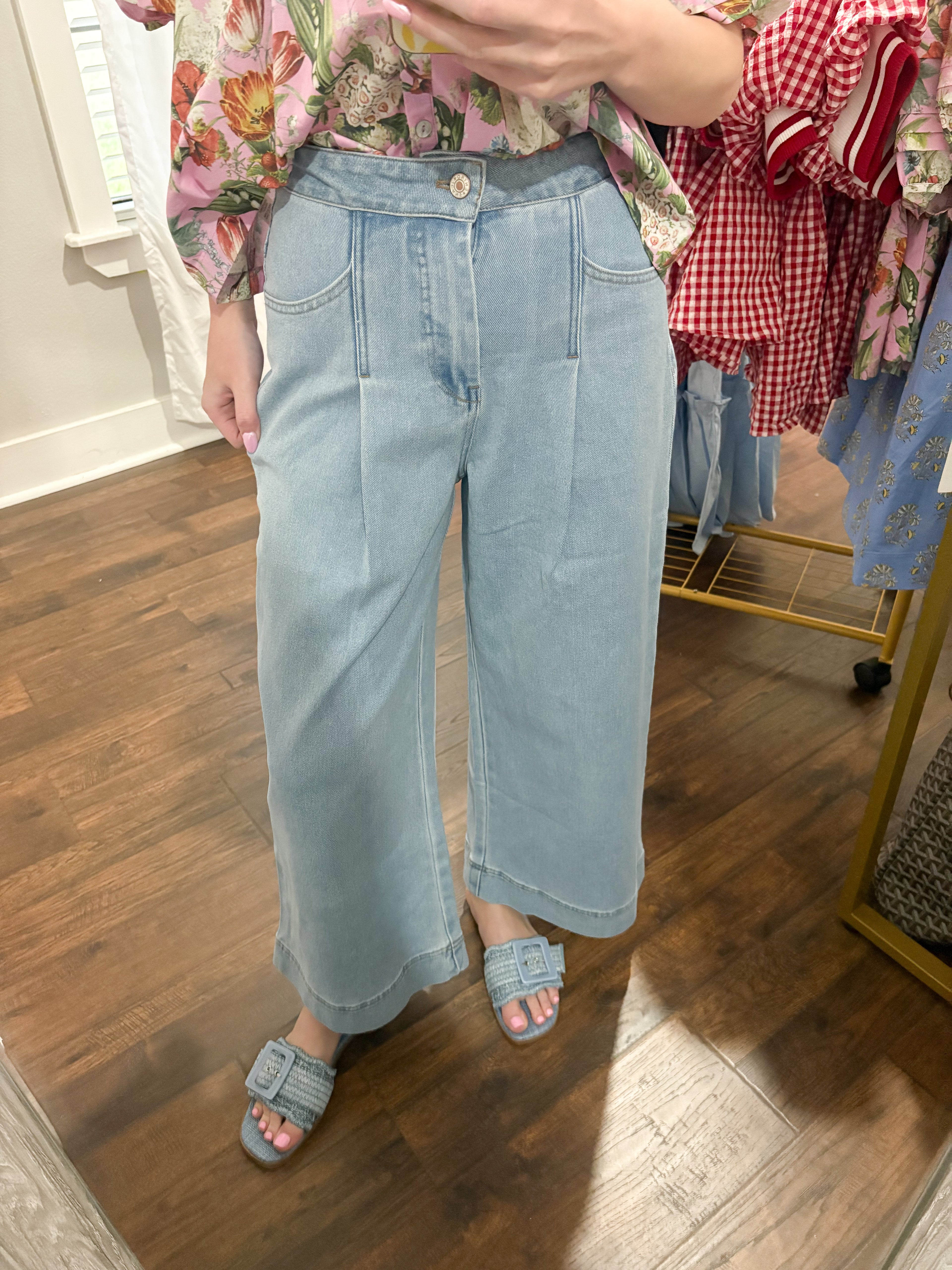 Pleated Jean
